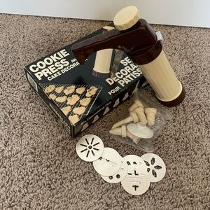 VTG 1984 Fox Run Cookie Press & Cake Decorator Full Set Pasty Baking Holiday